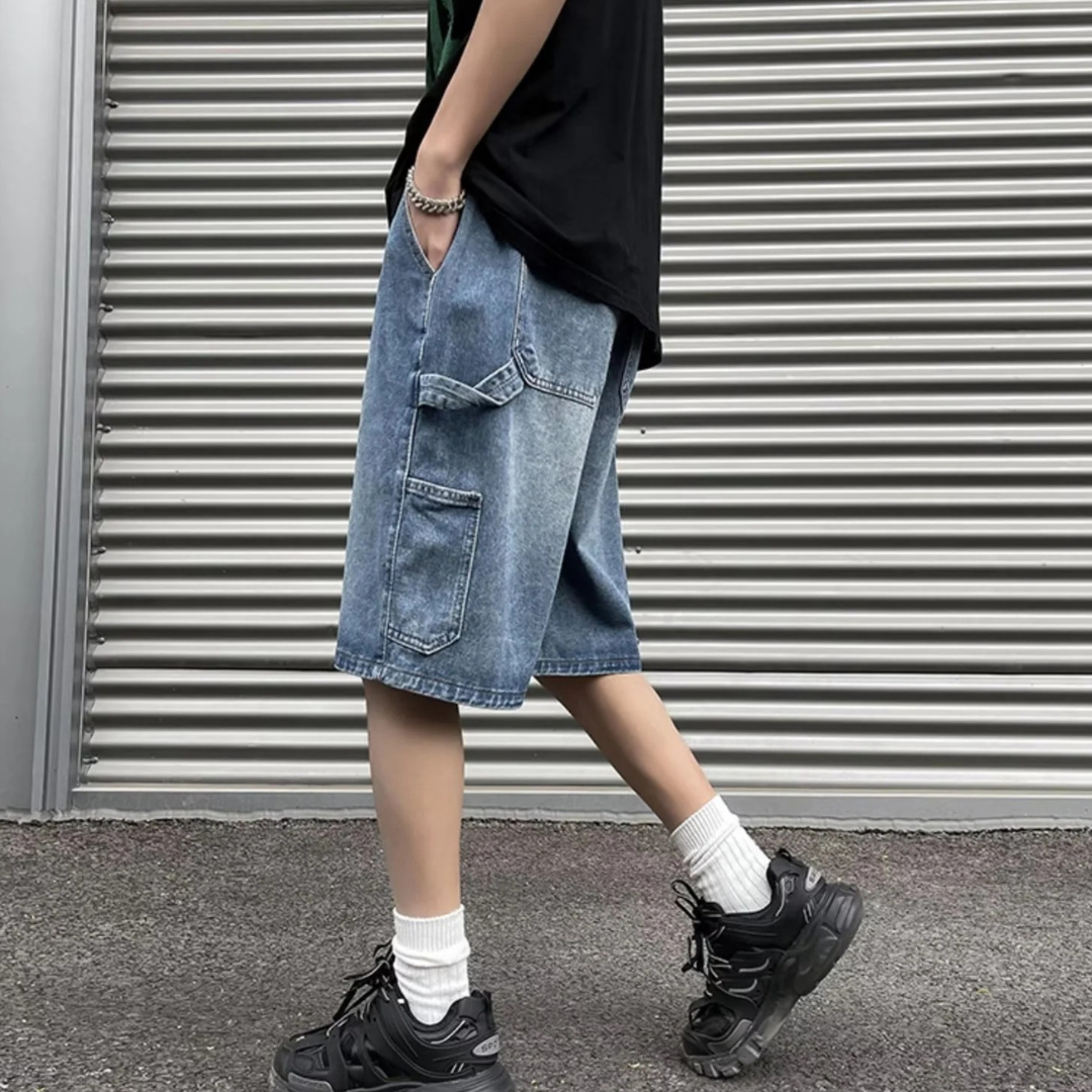 Men’s Loose-Fit Straight-Leg Denim Shorts